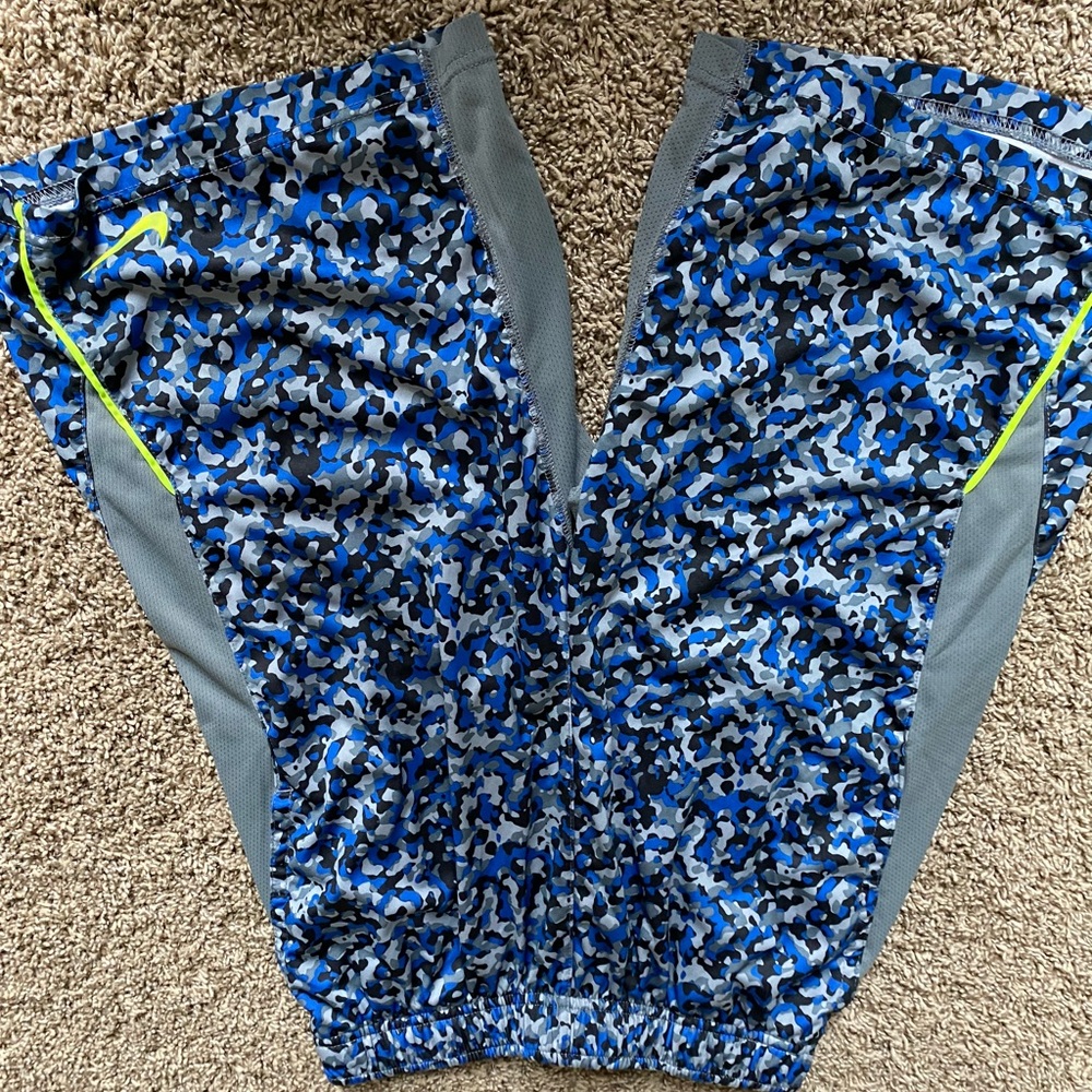 nike shorts